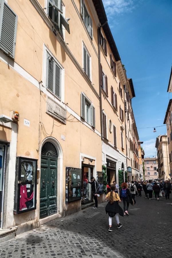 Via Dei Baullari